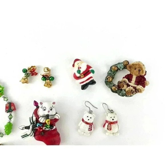 9 PC Christmas Holiday Lot Jewelry Mixed Assorted Earrings Pins Bracelet - Picture 8 of 11